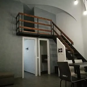 Apartment Mgr, Catania